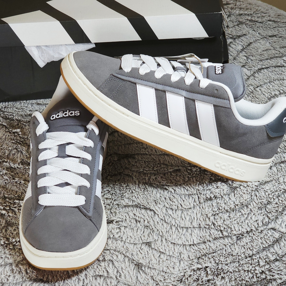 adidas Grand Court Alpha 00s – Grey/White – Men’s 11.5 – NEW WITH BOX